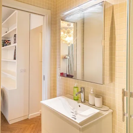 Guestready Modern Near Parc Monceau * פריז
